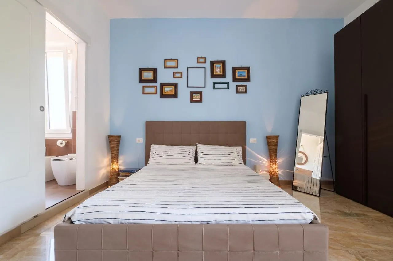 Fabula Rooms 3 Suites With Private Bathroom Bolonia 0*,  Włochy